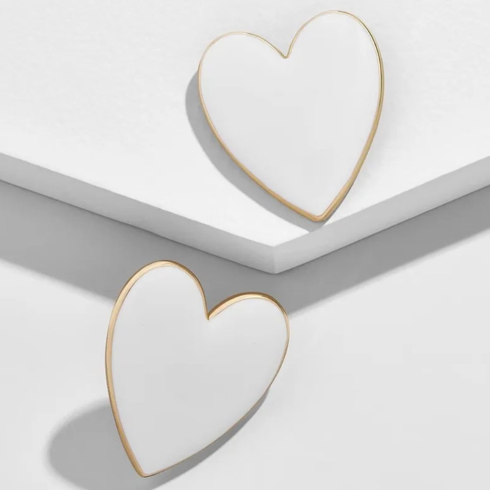 White Heart Enamel Stud Earrings NEW